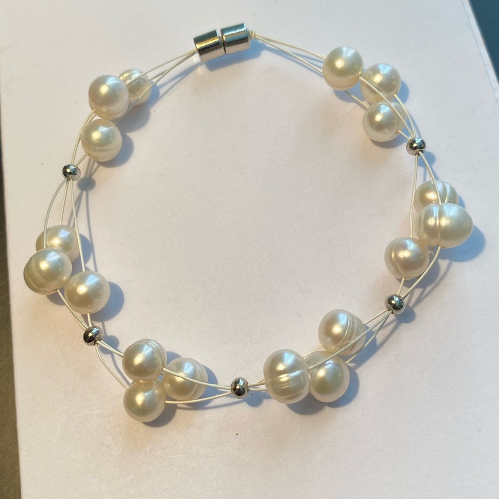 Floating Pearl Bracelet Freshwater Pearl Wire Bracelet With Magnetic Clasp
